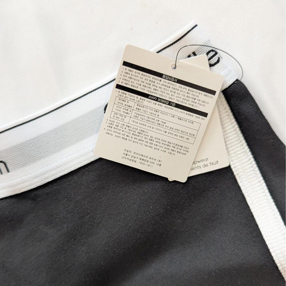 Calvin Klein Modern Gravity Band Casual Shorts Women’s Size S Black White Trim - Picture 8 of 10